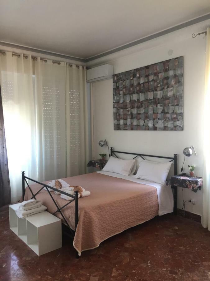 Morfeo 2 Locazioni Turistiche Bed & Breakfast Palermo Bagian luar foto